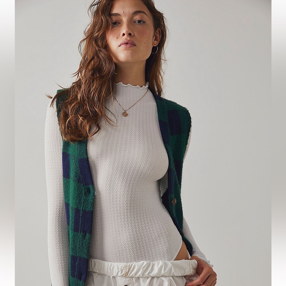 Make it a Mock Neck Seamless Bodysuit | White | Small